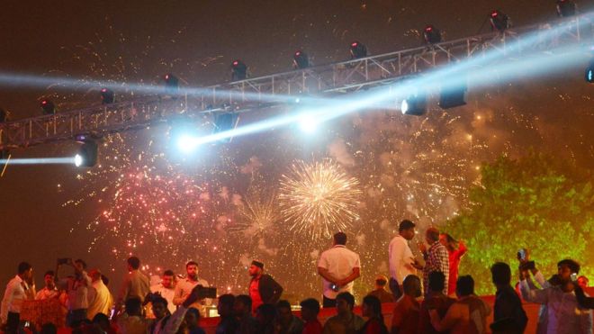 Delhi pollution: Are Diwali fireworks to blame?