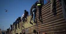 Migrant caravan: Mexico to deport group which stormed US border