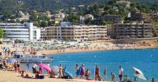 Ministers deny planning no-deal Brexit holiday warnings