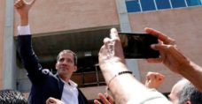 Juan Guaidó flies back to Venezuela despite arrest risk