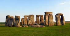 Stonehenge: DNA reveals origin of builders