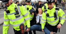 Extinction Rebellion London protest: Arrests top 120